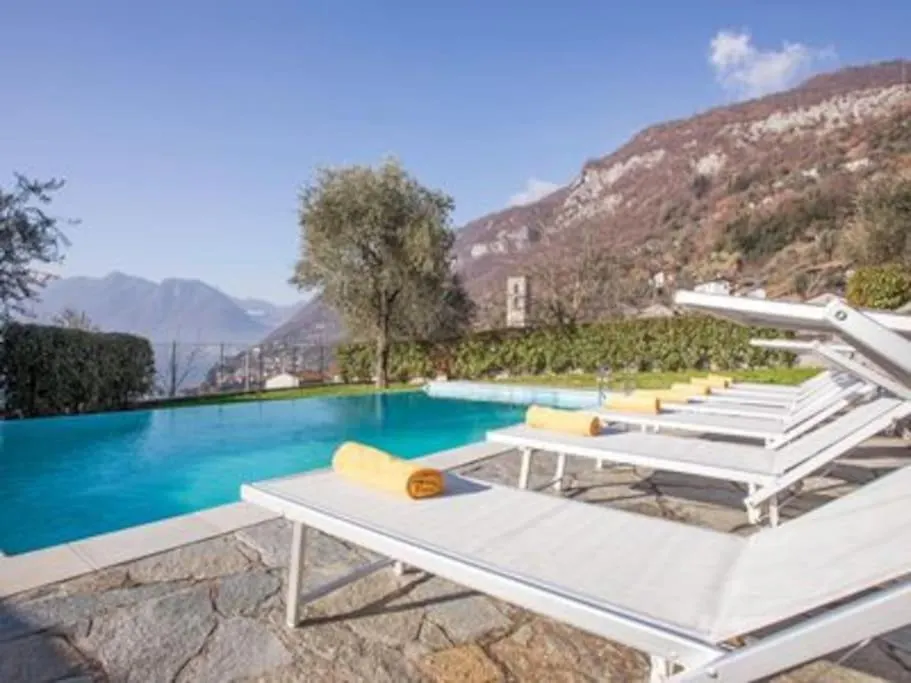 Ossuccio Sanny-Grande B Sleeps 8 With Pool By Italian Apartments